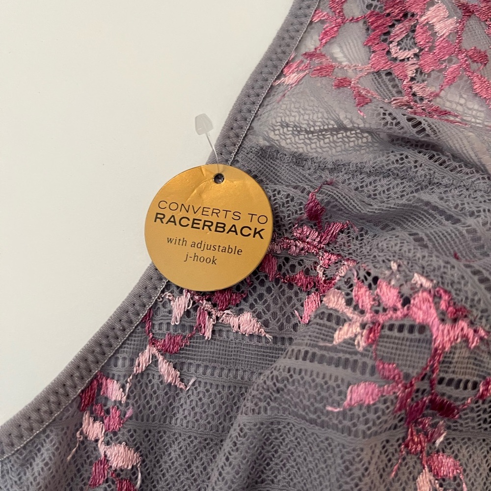 New with tags Wacoal wire free embrace lace bra (42) - Picture 5 of 5